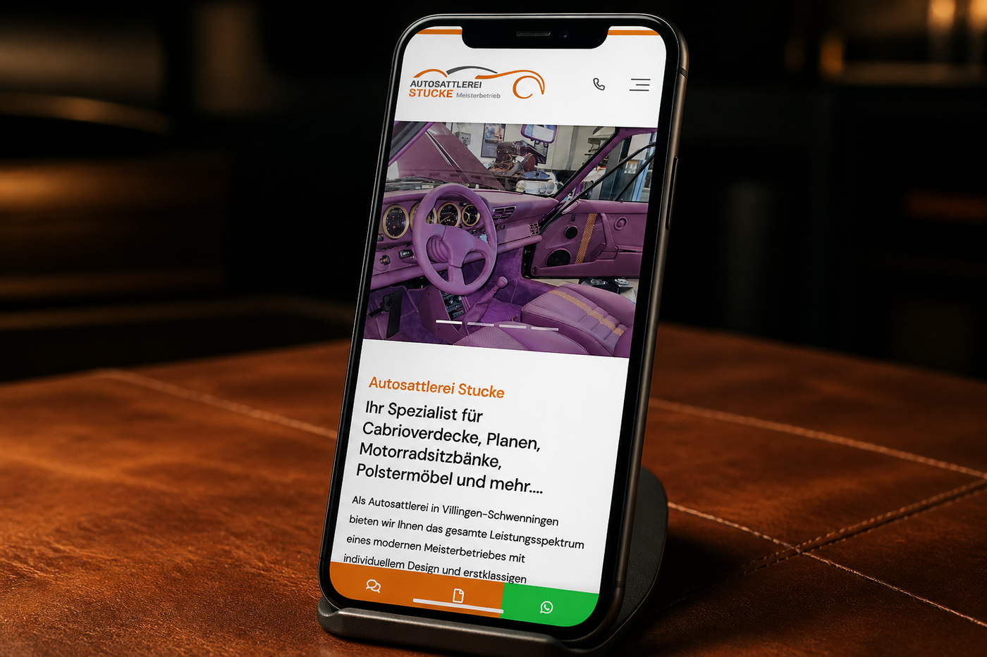 Die Website der Autosattlerei Stucke auf einem Smartphone