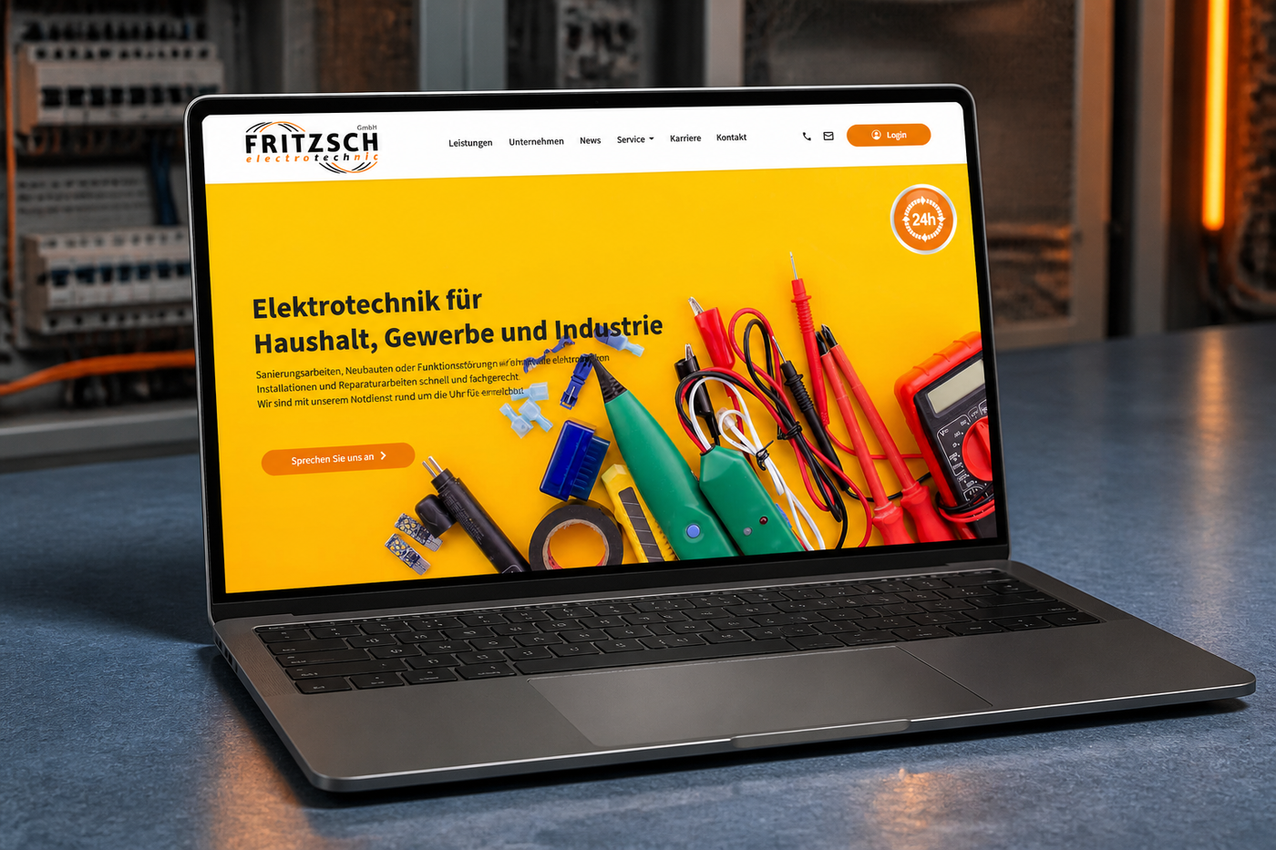 Die Website von FRITZSCH electrotechnic auf einem Notebook