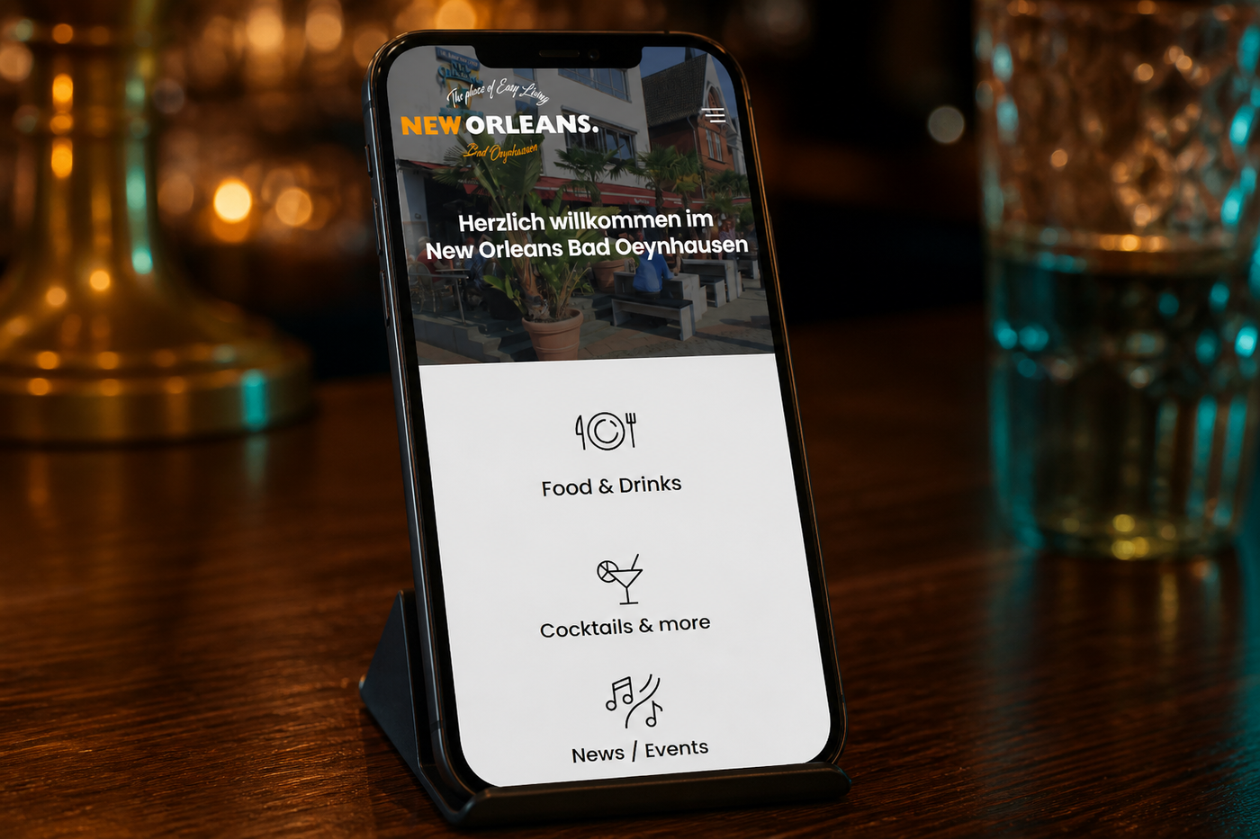 Die Website des New Orleans Bad Oeynhausen auf einem Smartphone